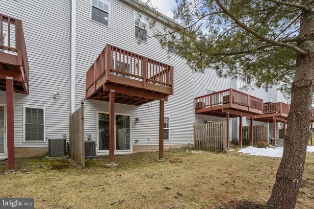 22 CROCKETT LN, Ewing, NJ 08628