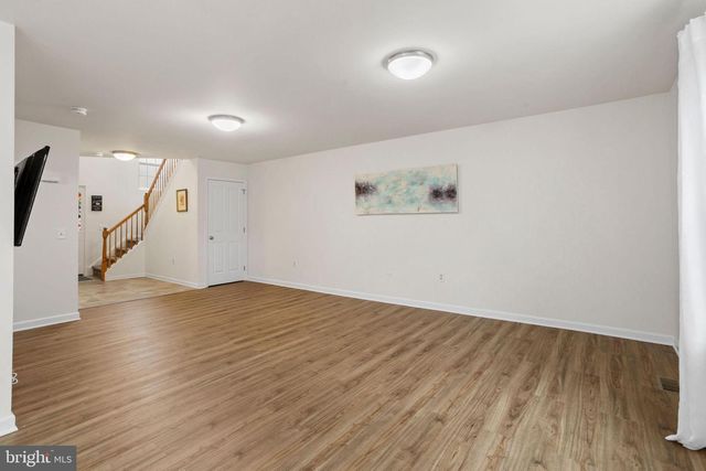 22 CROCKETT LN, Ewing, NJ 08628