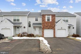 22 CROCKETT LN, Ewing, NJ 08628