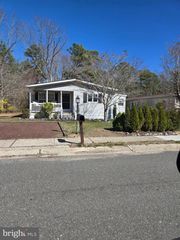 43 HICKORY LN, Mays Landing, NJ 08330