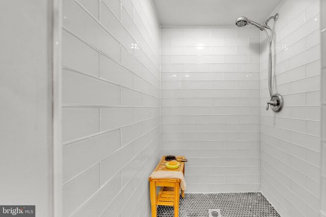 513 NICHOLSON ST NW, Washington, DC 20011