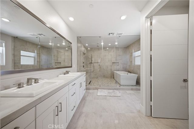 54 Bellatrix, Irvine, CA 92618