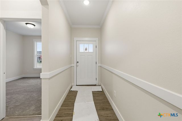 203 Turnberry Drive, La Vernia, TX 78121