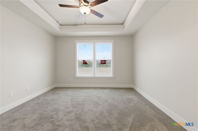 203 Turnberry Drive, La Vernia, TX 78121