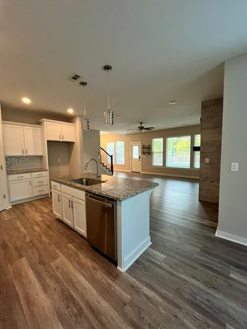 7 Cheshnut Drive, Bella Vista, AR 72714