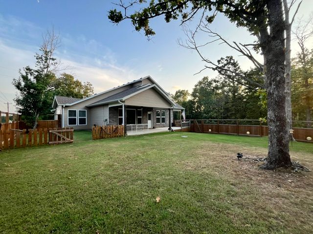 7 Cheshnut Drive, Bella Vista, AR 72714