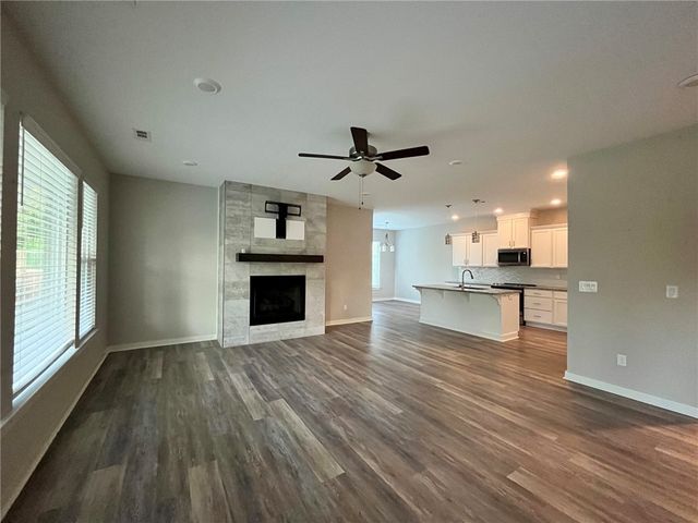7 Cheshnut Drive, Bella Vista, AR 72714