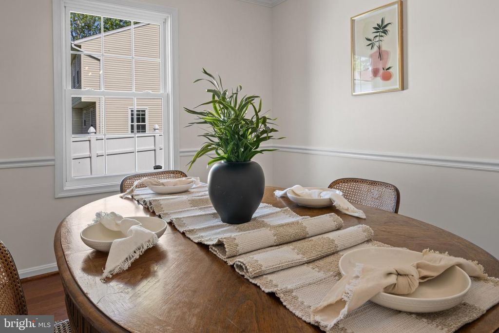 Image 14 of property listing at 5 BEN WOODS CT, Baltimore, MD 21228