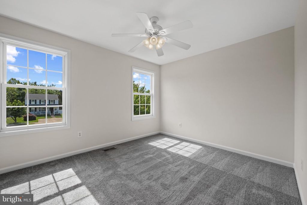 Image 29 of property listing at 5 BEN WOODS CT, Baltimore, MD 21228