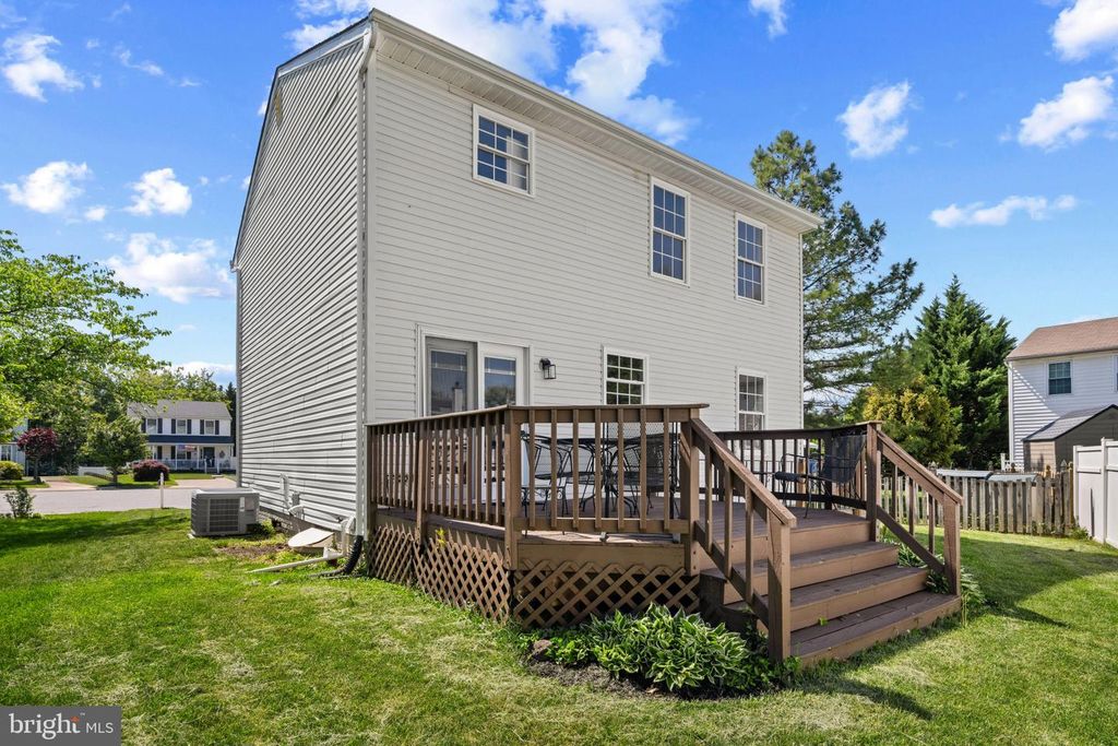 Image 47 of property listing at 5 BEN WOODS CT, Baltimore, MD 21228