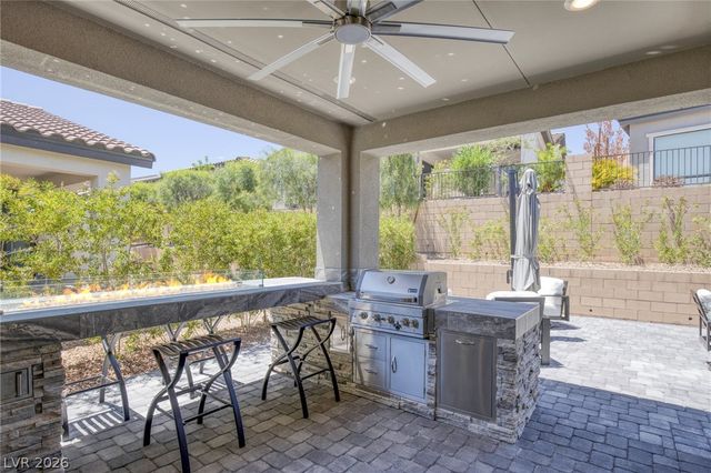 25 RED CREEK BLUFF Street, Henderson, NV 89011