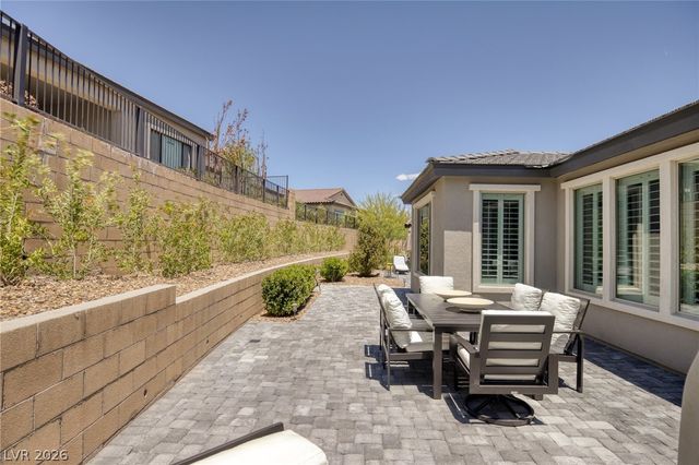 25 RED CREEK BLUFF Street, Henderson, NV 89011
