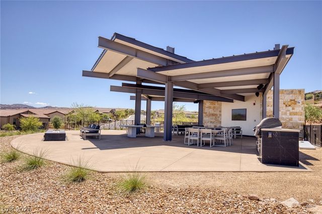25 RED CREEK BLUFF Street, Henderson, NV 89011