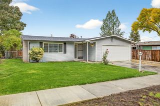 2541 Gould Avenue, Medford, OR 97504