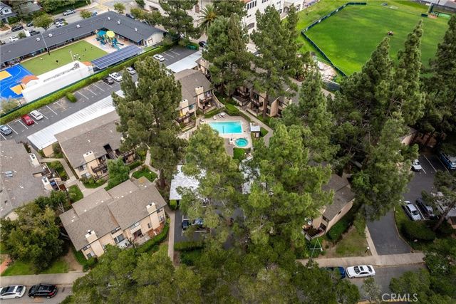 570 Peach 13, San Luis Obispo, CA 93401