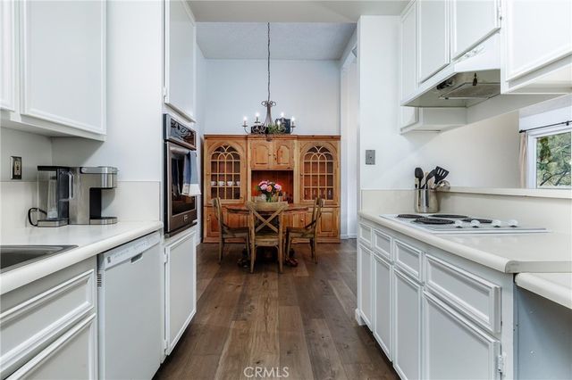 570 Peach 13, San Luis Obispo, CA 93401