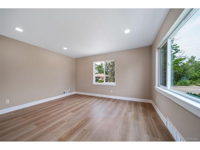 1210 E Bates Pkwy, Englewood, CO 80113