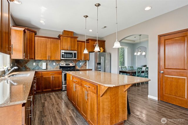 10089 Jensen Drive SE, Yelm, WA 98597