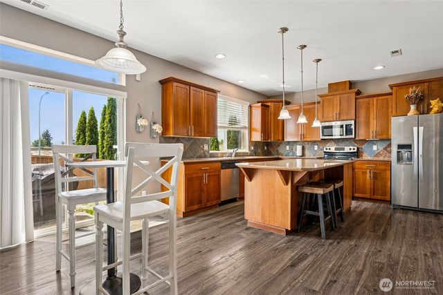 10089 Jensen Drive SE, Yelm, WA 98597