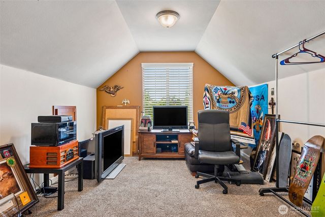 10089 Jensen Drive SE, Yelm, WA 98597