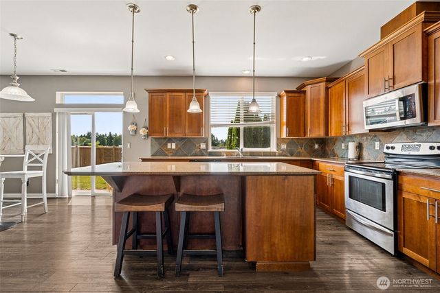 10089 Jensen Drive SE, Yelm, WA 98597