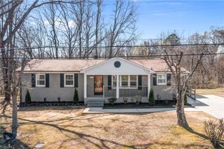 1062 Jackson Street, Burlington, NC 27217