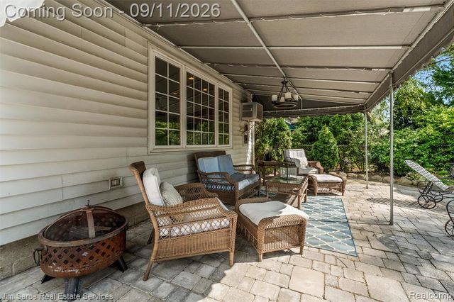 743 Rivard Boulevard, Grosse Pointe, MI 48230