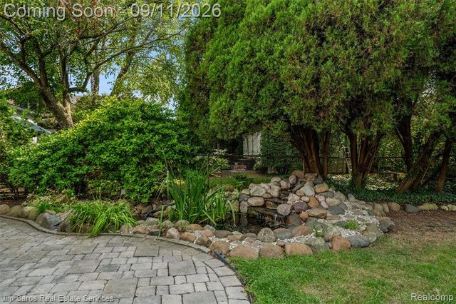 743 Rivard Boulevard, Grosse Pointe, MI 48230