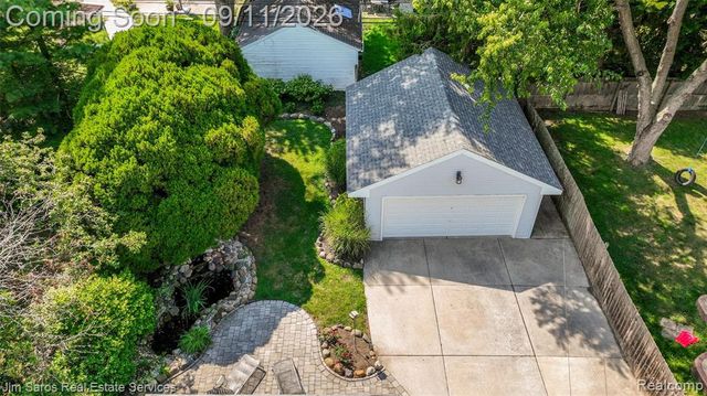 743 Rivard Boulevard, Grosse Pointe, MI 48230