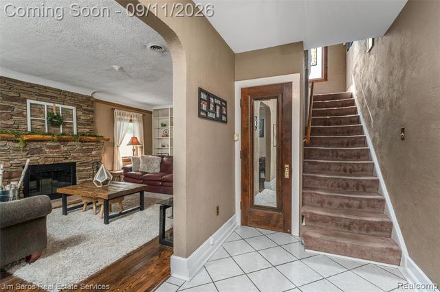 743 Rivard Boulevard, Grosse Pointe, MI 48230