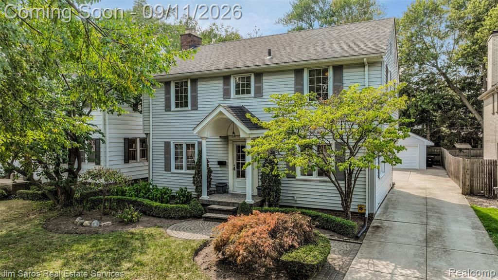 743 Rivard Boulevard, Grosse Pointe, MI 48230
