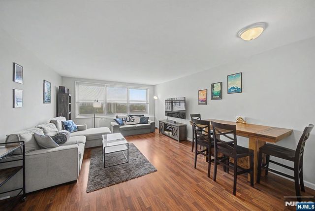2000 Linwood Avenue 12N, Fort Lee, NJ 07024