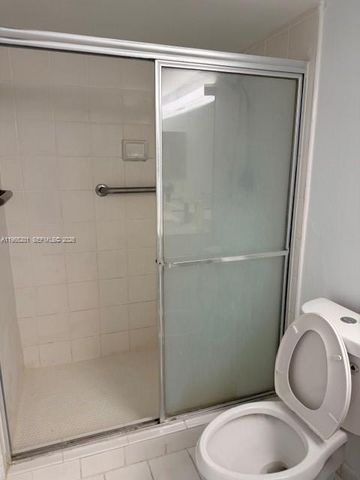 3300 NE 192nd St 317, Aventura, FL 33180