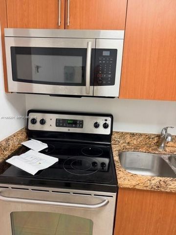 3300 NE 192nd St 317, Aventura, FL 33180