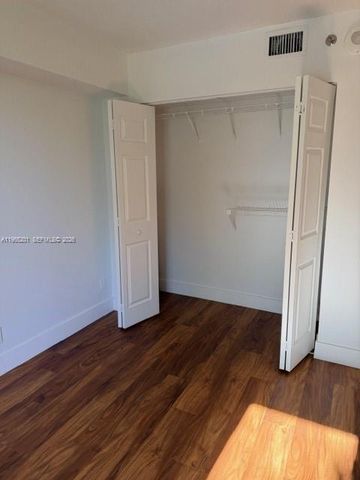 3300 NE 192nd St 317, Aventura, FL 33180