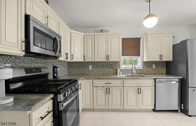 17 Alvin Ter, Springfield Twp., NJ 07081