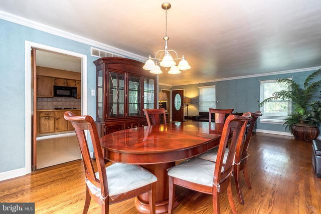 125 N BETHLEHEM PIKE, Fort Washington, PA 19034