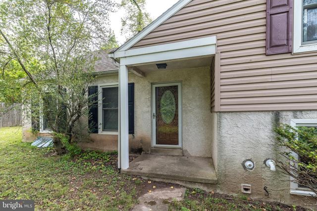 125 N BETHLEHEM PIKE, Fort Washington, PA 19034