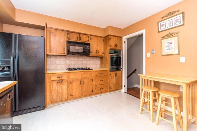 125 N BETHLEHEM PIKE, Fort Washington, PA 19034