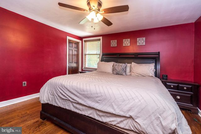 125 N BETHLEHEM PIKE, Fort Washington, PA 19034