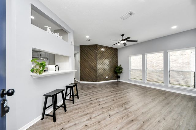 11830 Plumpoint Drive, Houston, TX 77099