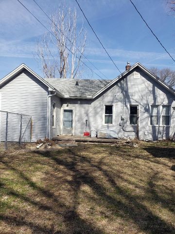 1728 8TH Avenue, Rock Island, IL 61201