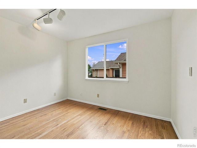 915 W Chestnut Circle, Louisville, CO 80027