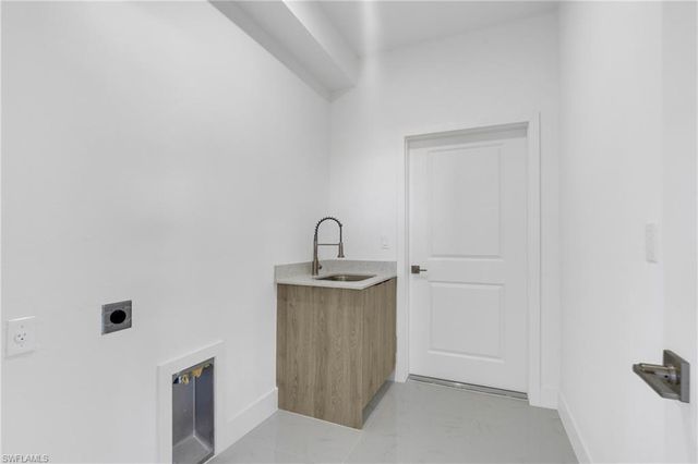 732 Alamo ST E, Lehigh Acres, FL 33974