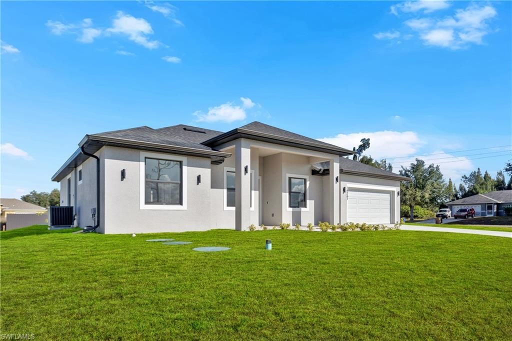 732 Alamo ST E, LEHIGH ACRES, FL 33974 — photo 2