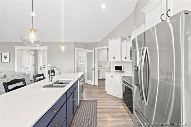 1004 Withers Way, Sellersburg, IN 47172