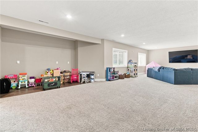 1004 Withers Way, Sellersburg, IN 47172
