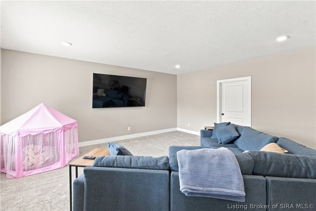 1004 Withers Way, Sellersburg, IN 47172