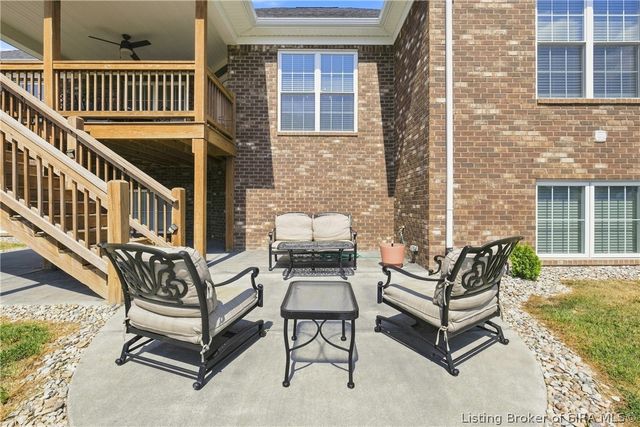 1004 Withers Way, Sellersburg, IN 47172