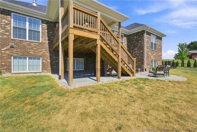 1004 Withers Way, Sellersburg, IN 47172